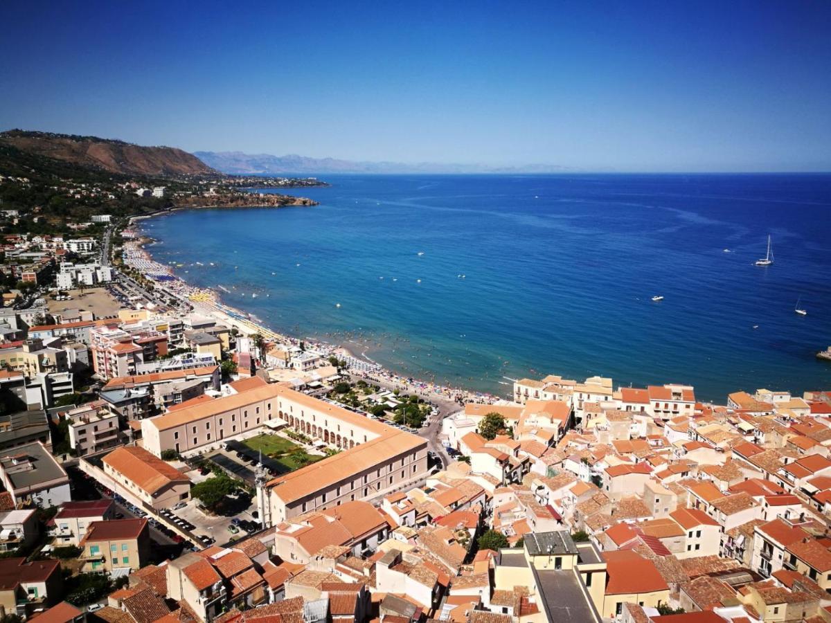 شقة Sognando Il Mare تْشيفالو المظهر الخارجي الصورة